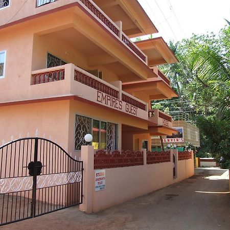 Empire Guest House Калангут Экстерьер фото